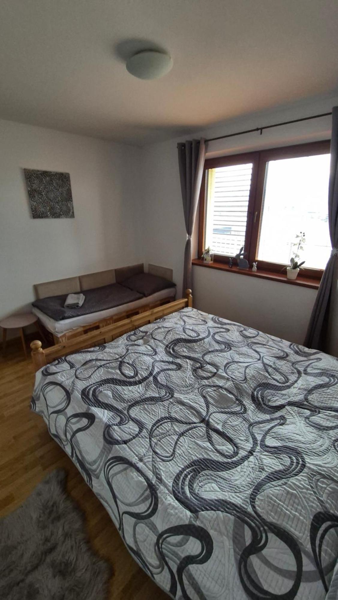 2 Room Apartment With Terrace 455, Apartmany Liptov Liptovský Mikuláš Exterior foto