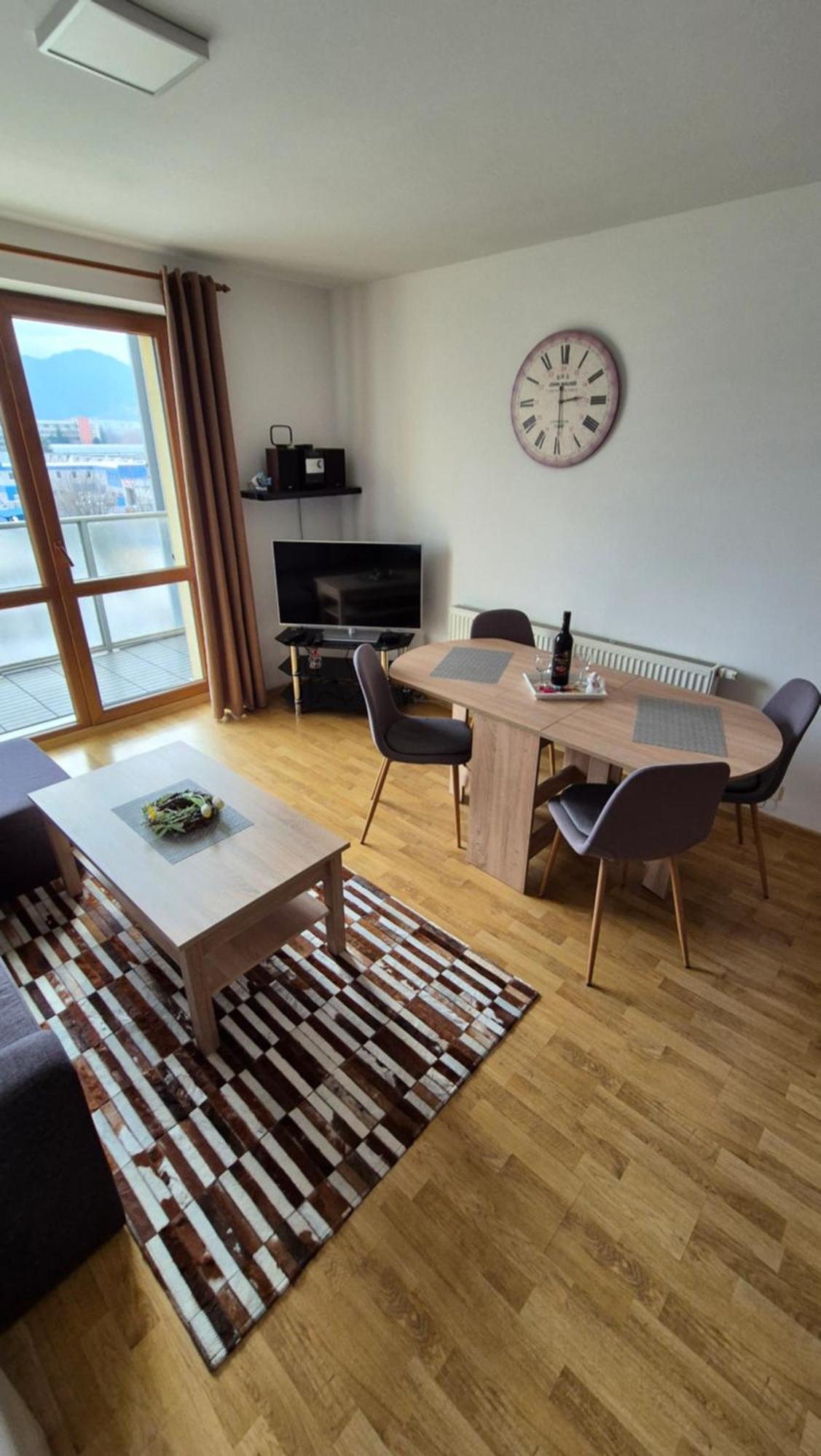 2 Room Apartment With Terrace 455, Apartmany Liptov Liptovský Mikuláš Exterior foto